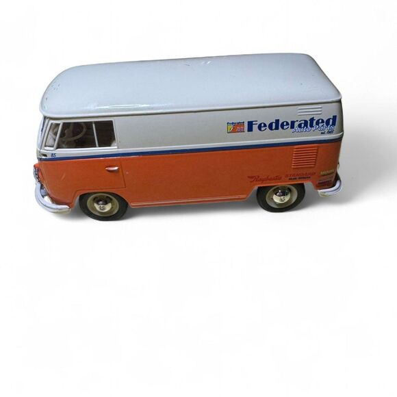 Collectible Federated Auto Parts 1963 Volkswagen Van Die Cast - Picture 2 of 8